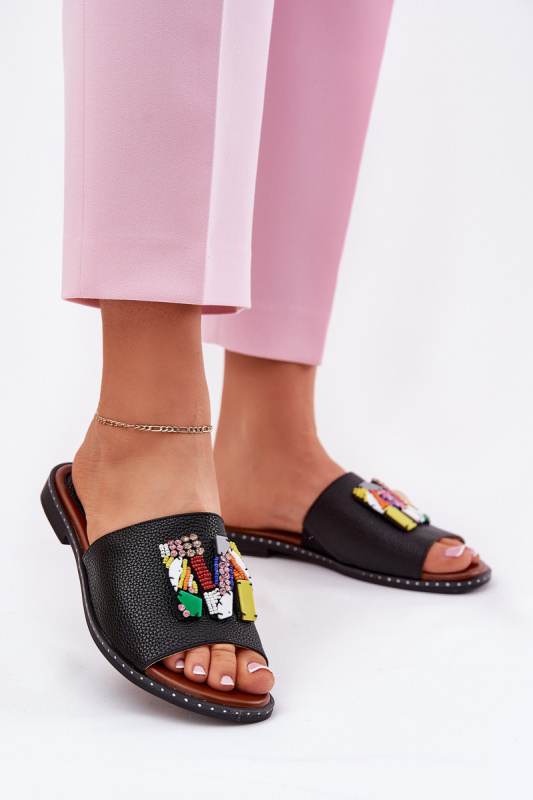 Dámské sandály na plochém podpatku s ozdobou černé Clelione 40