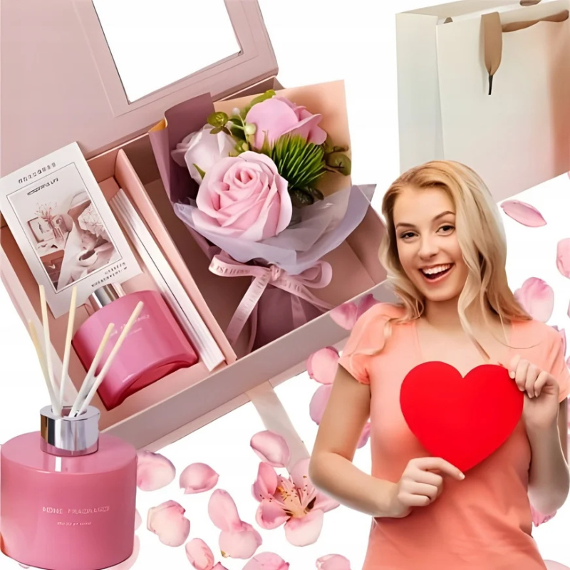 Amore Mio Mýdlové růže v buketu s aroma difuzérem AMORE MIO - dárkový flowerbox