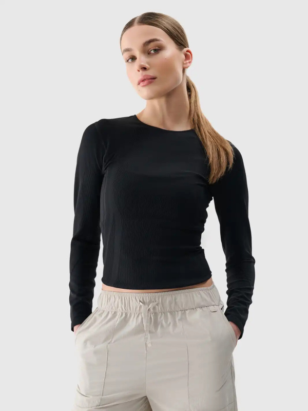 Dámské triko 4F Velikost: M/L