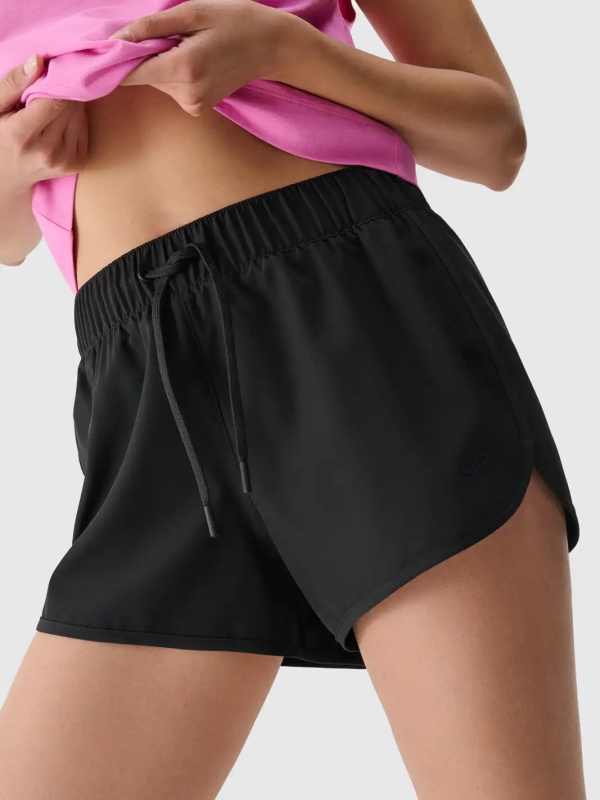 Dámské kraťasy 4F Velikost: S