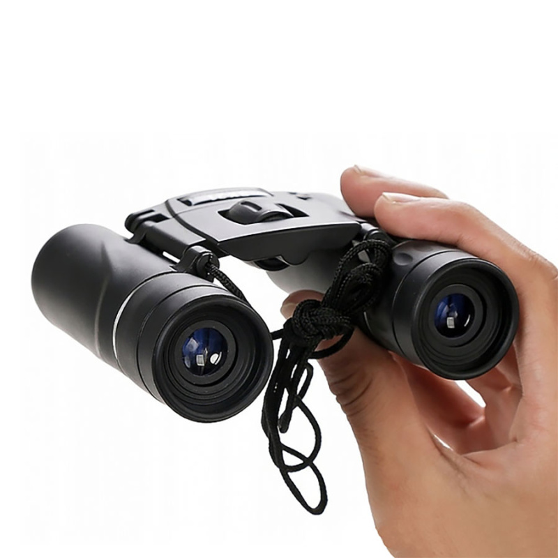 Kompaktní dalekohled 8 x 21