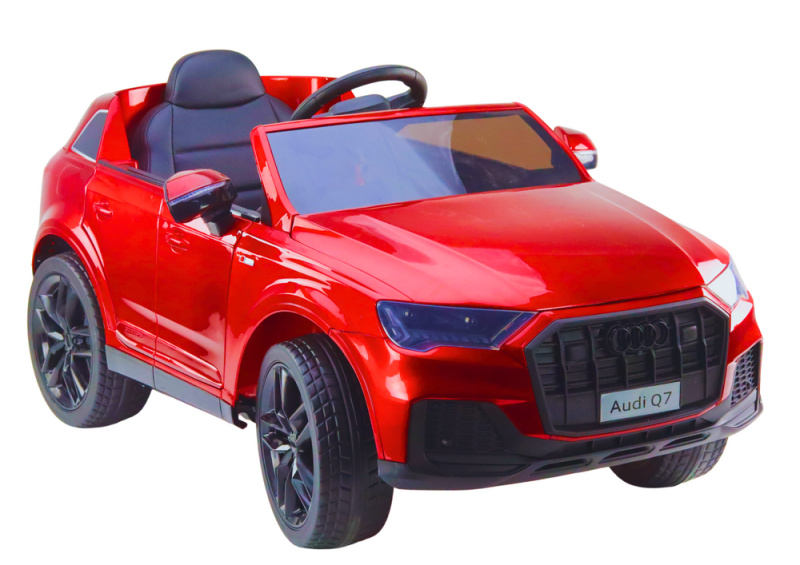 Audi Q7 Červeně lakované auto na baterie