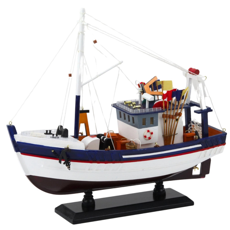 Dekorativní model rybářské lodě s vybavením 37x34 cm