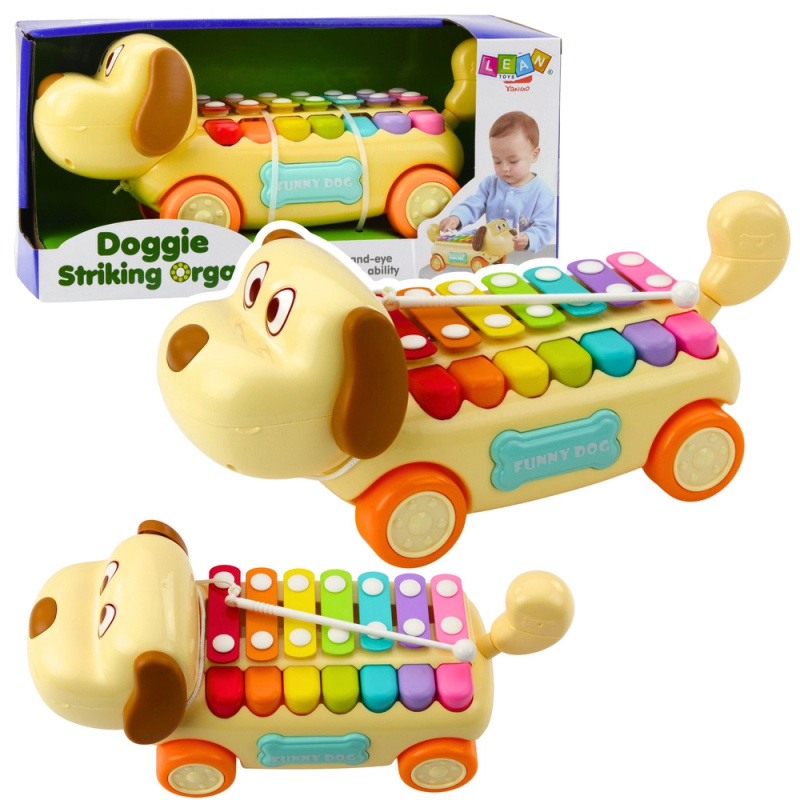 Jezdící pejsek s činelky