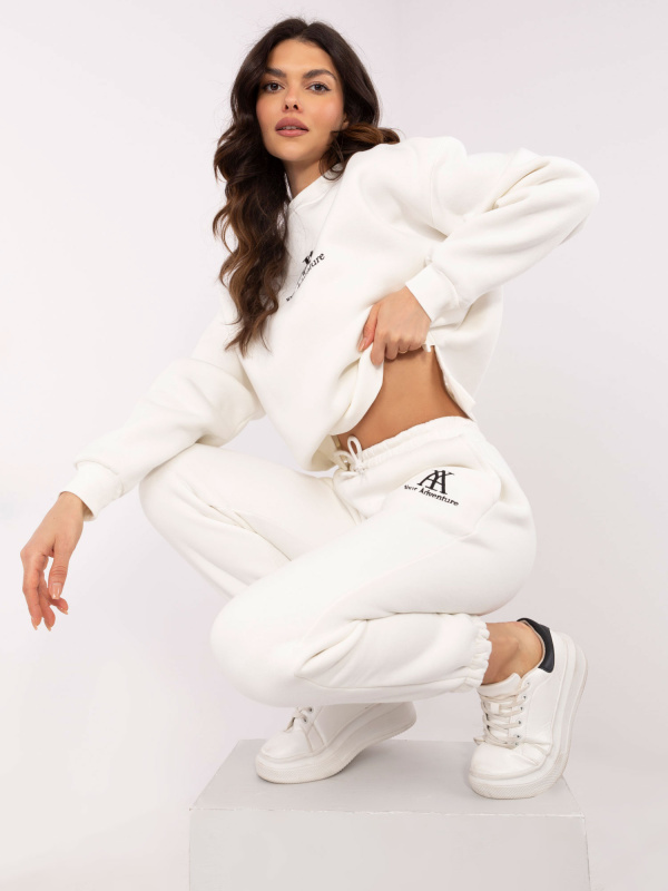 Sada EM KMPL 871.87 ecru jedna velikost