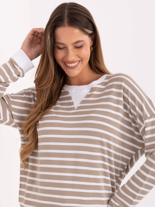 Halenka  model 218833 Relevance universal