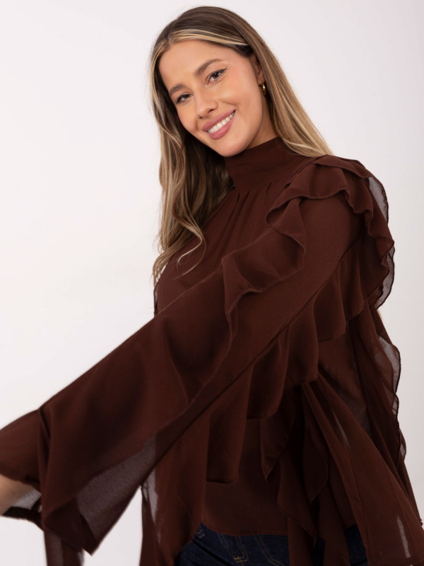 Hnědá halenka s volány