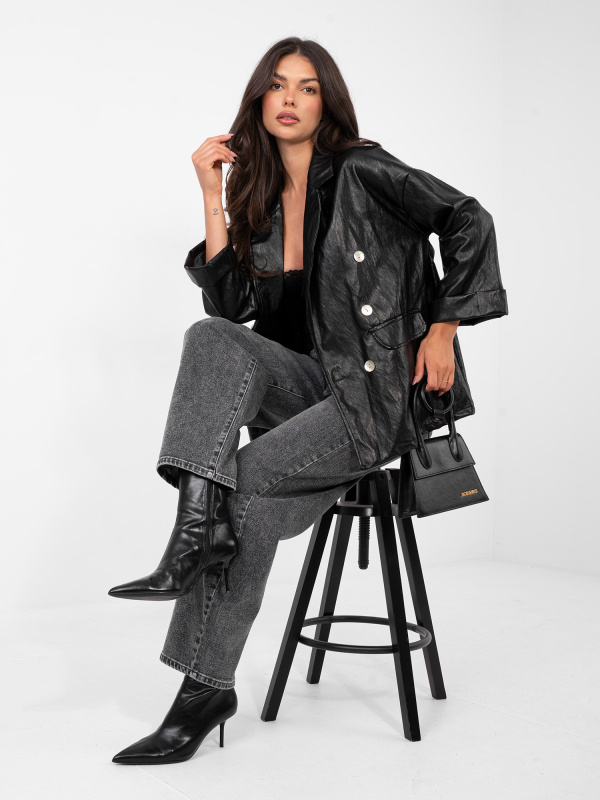 Černý kožený blazer