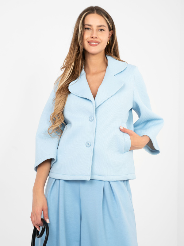 Světle modrý přechodný plášť s 3/4 rukávem