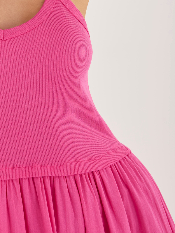 Letní šaty na ramínka fuchsia