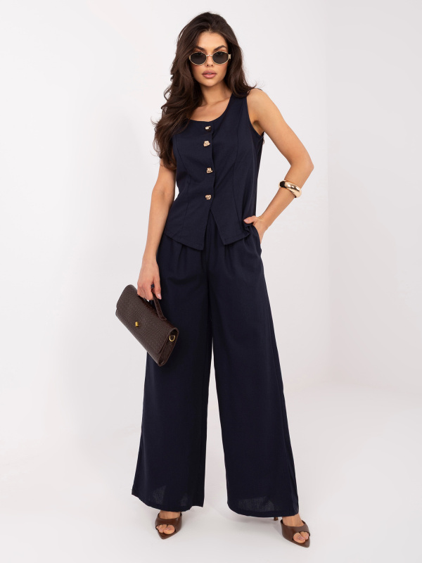 Granátový letní komplet ze lnu