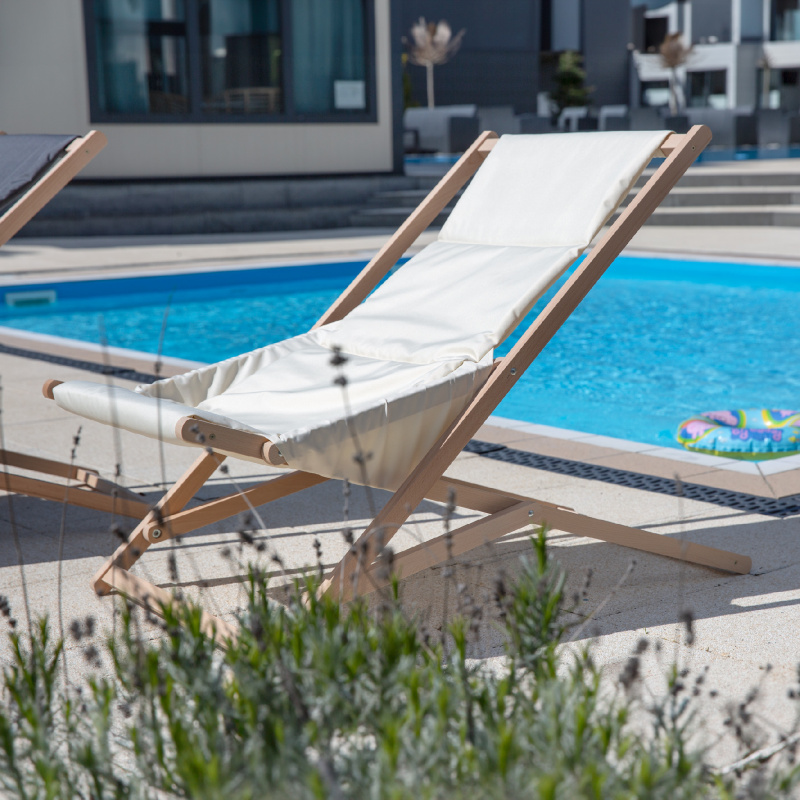 Dřevěné zahradní polohovací lehátko Premium Ecru PATIO