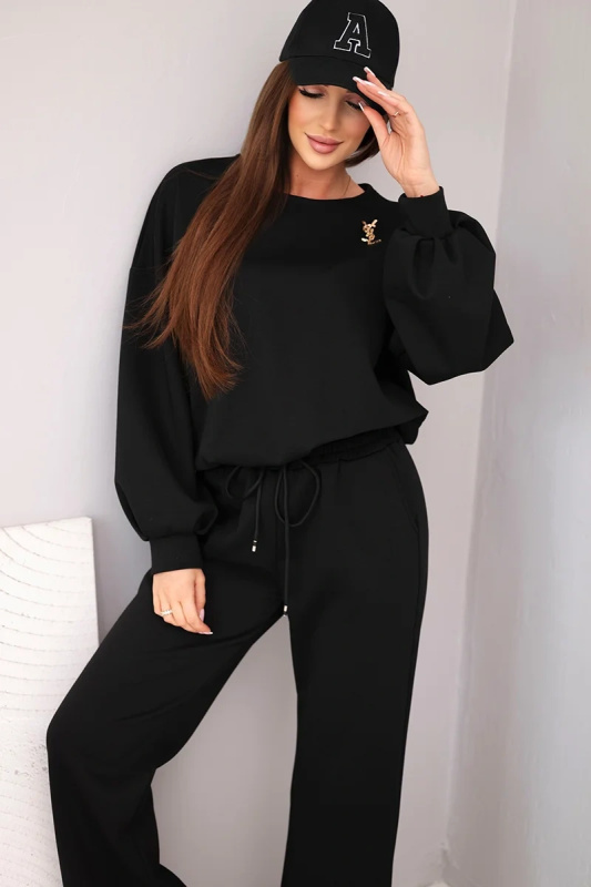 Dámská souprava s brož a rovnými kalhotami