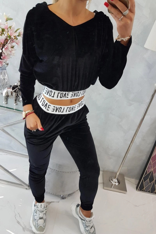 Kesi Velurová souprava s kapucí černá Barva: Černá, Velikost: UNI