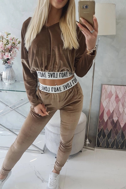 Kesi Velurová souprava s kapucí černá Barva: Hnědá, Velikost: UNI