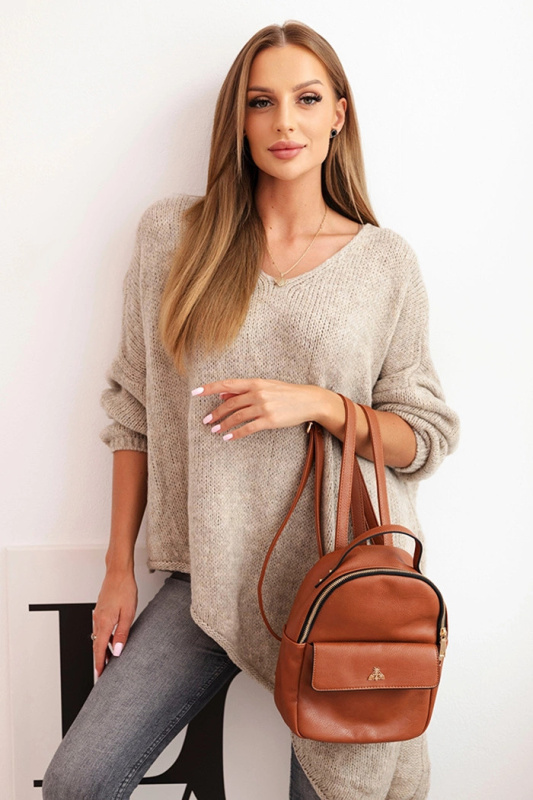 Dámský asymetrický svetr z vlny Plus Size s výstřihem do V tmavě béžový UNI