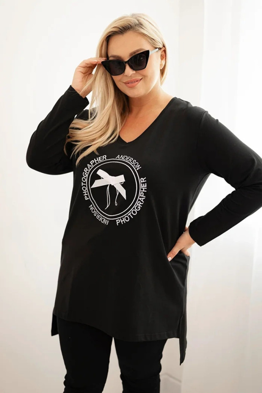 Kesi Dámská blůza s delším zadním dílem a potiskem růžová Barva: Černá, Velikost: 3XL