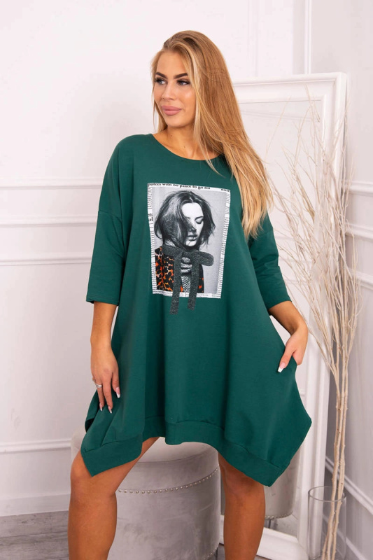 Kesi Šaty 9007 s potiskem a rozšířeným spodním dílem Barva: Zelená, Velikost: UNI