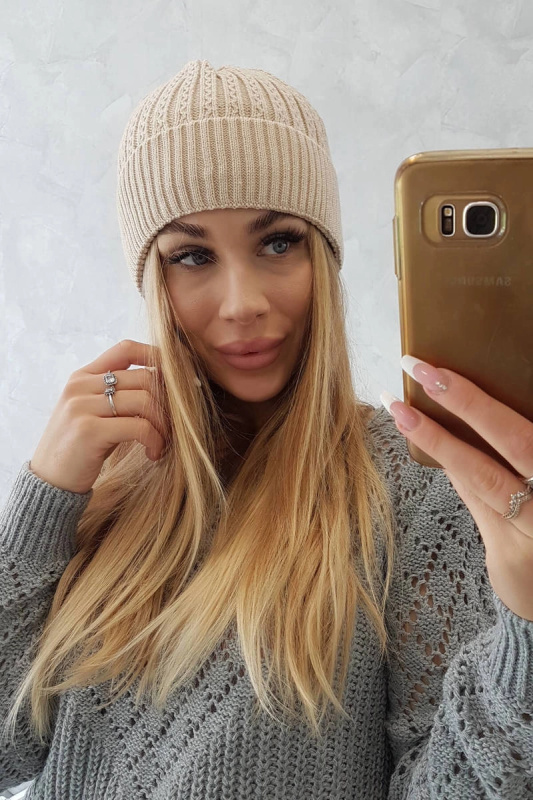 Tenká čepice Veronica K249 béžová UNI