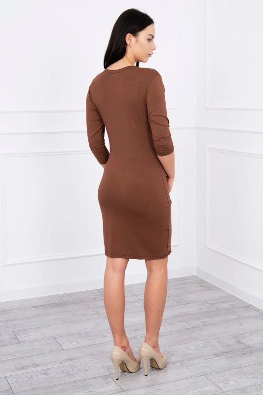 Kesi Přiléhavé šaty Amelia s průstřihem pod prsy Barva: Hnědá, Velikost: 3XL