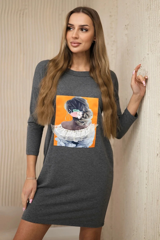 Kesi Šaty Monty s 3D grafikou Barva: Šedá - tmavě, Velikost: UNI