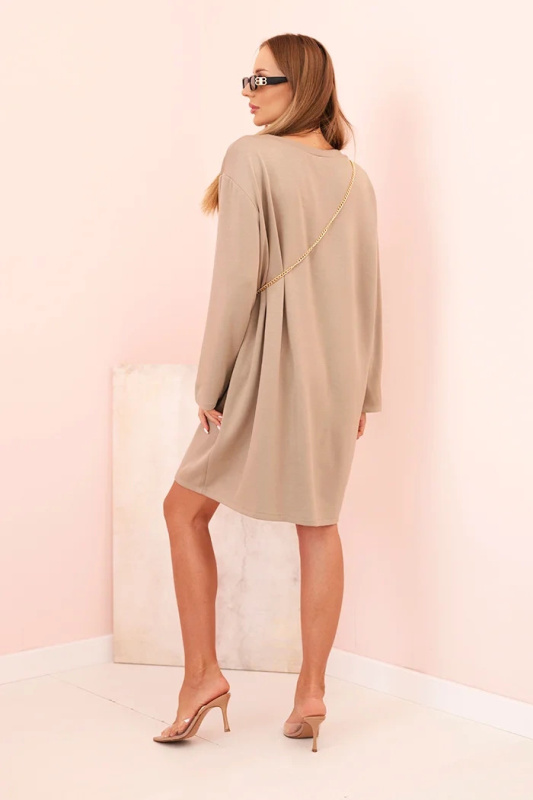 Kesi Dámské viskózové šaty Plus Size s kabelkou na řetízku Barva: Béžová - tmavě, Velikost: UNI