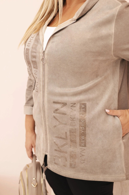 Kesi Dámská mikina Plus Size MY4146 s kapucí a potiskem BKLYN Barva: Béžová, Velikost: UNI