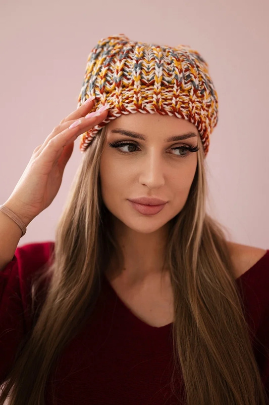 Dámská čepice s bambulí Maria K335 hořčicová UNI