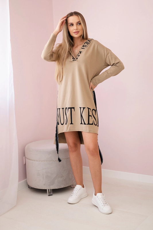 Kesi Šaty 9161 s kapucí a potiskem Barva: Béžová, Velikost: UNI