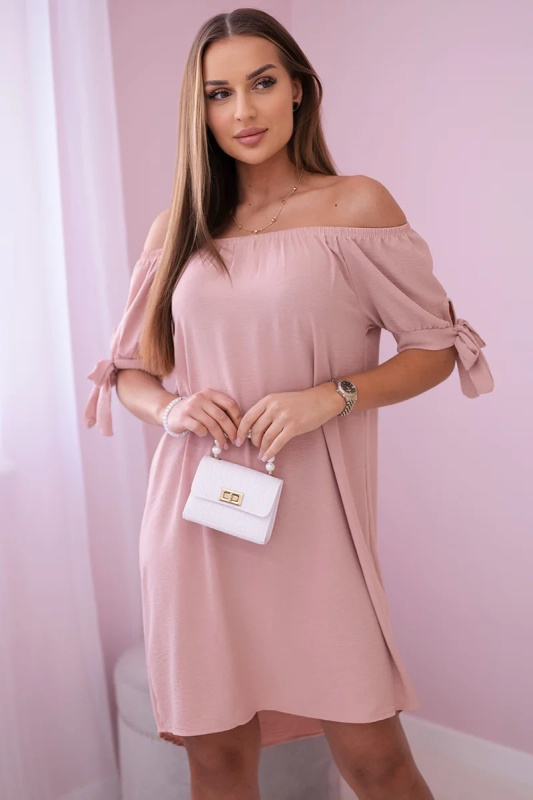 Kesi Šaty 3320 svázané na rukávech Barva: Růžová - světle, Velikost: UNI