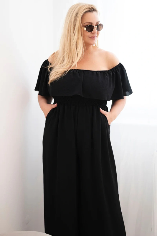 Kesi Dámský overal Plus Size s volánem a krátkým rukávem černý Barva: Černá, Velikost: UNI