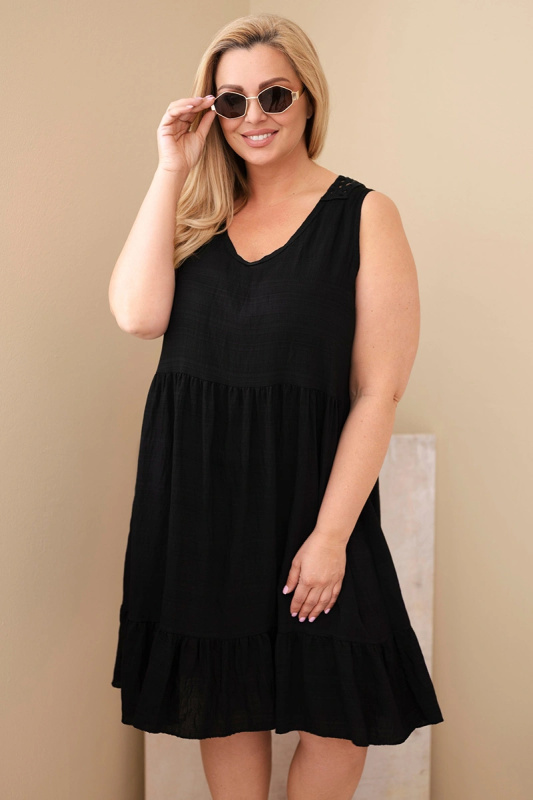 Kesi Włoski dámské plus-size šaty bez rukávů s krajkou černé