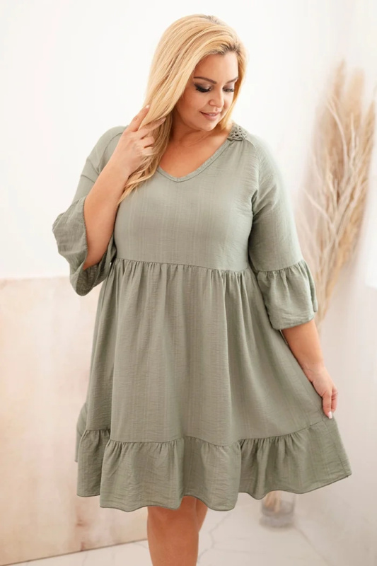 Kesi Viskózové šaty Plus Size 21597 s ozdobou na zádech Barva: Zelená, Velikost: UNI