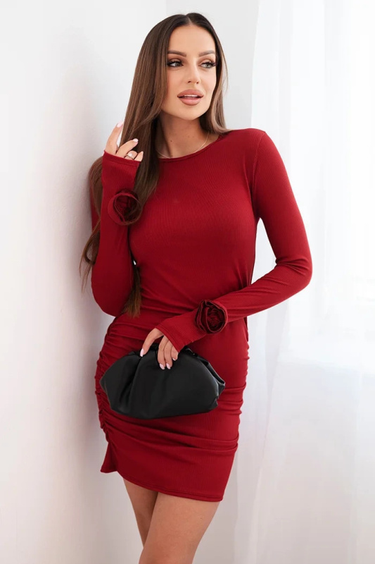 Dámské šaty z viskózy s nařasením a květinami na rukávech bordová UNI