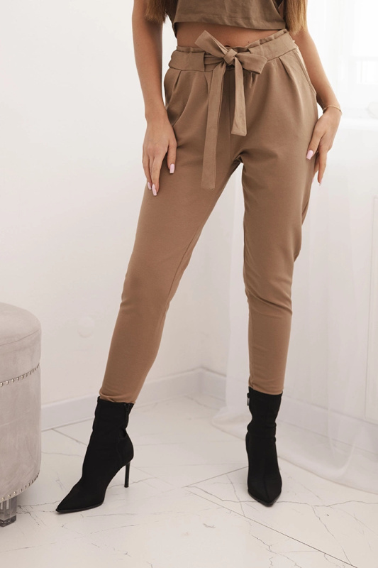 Kesi Dámské kalhoty z bavlny s vázáním v pase a zúženými nohavicemi Barva: Béžová, Velikost: UNI