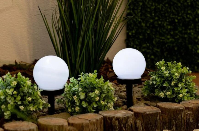Solární lampa kulová 10 cm VO2214