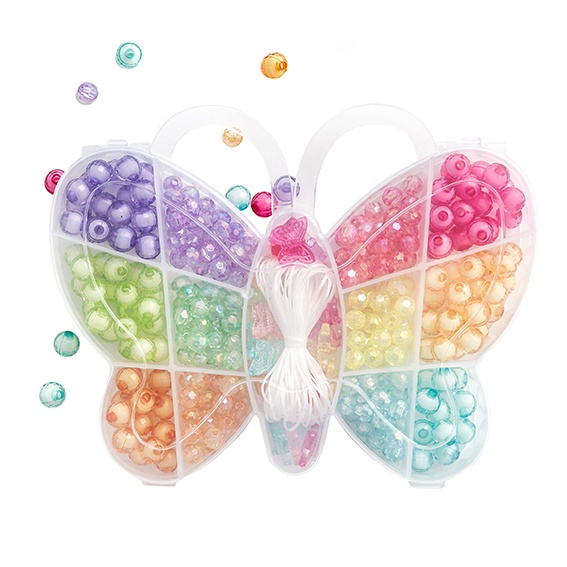 Plastové korálky navlékací v plastové krabičce (285ks) motýl