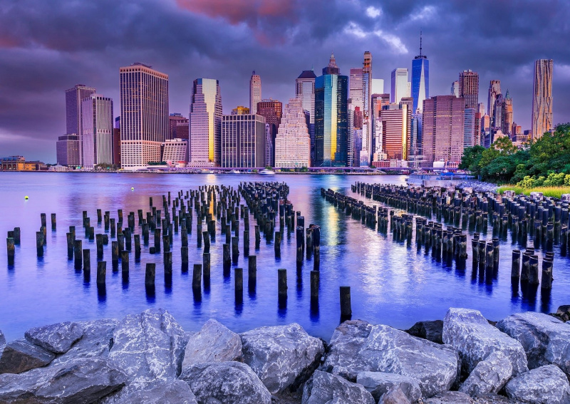 Enjoy Zatažená obloha nad Manhattanem New York 1000 dílků