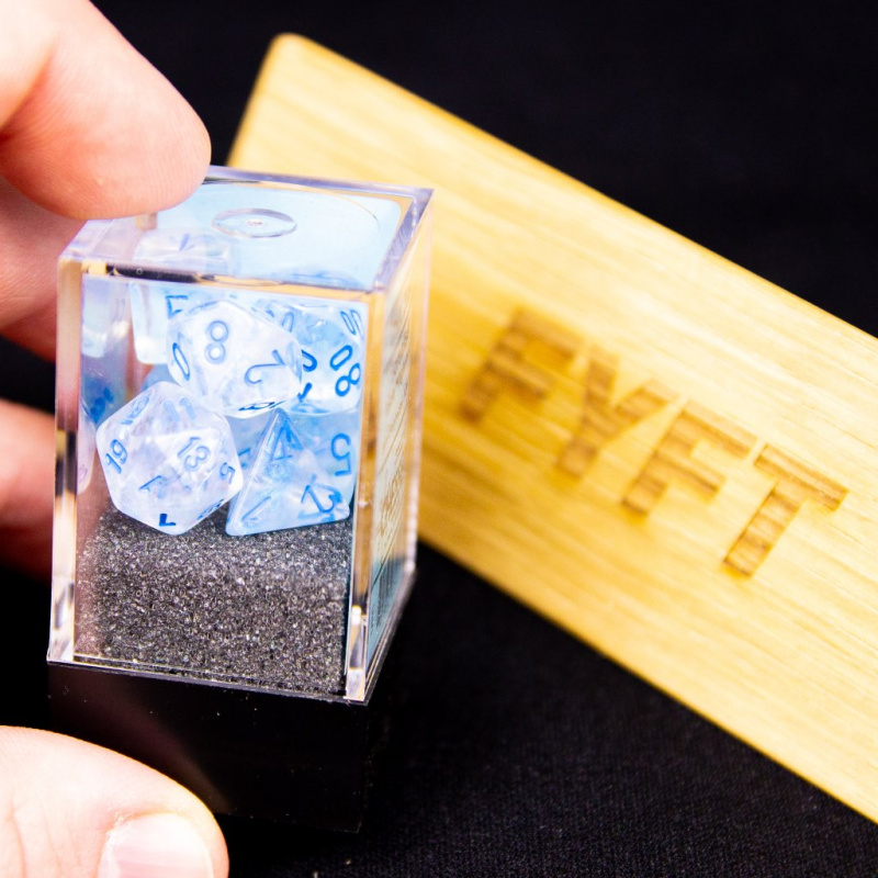 Sada kostek Chessex Borealis Mini-Polyhedral - Icicle/Light blue Luminary 7-Die Set CHX20581