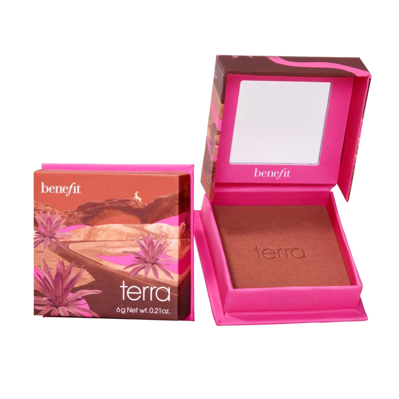 Benefit Terra WANDERful World pudrová tvářenka odstín Golden brick-red 6 g