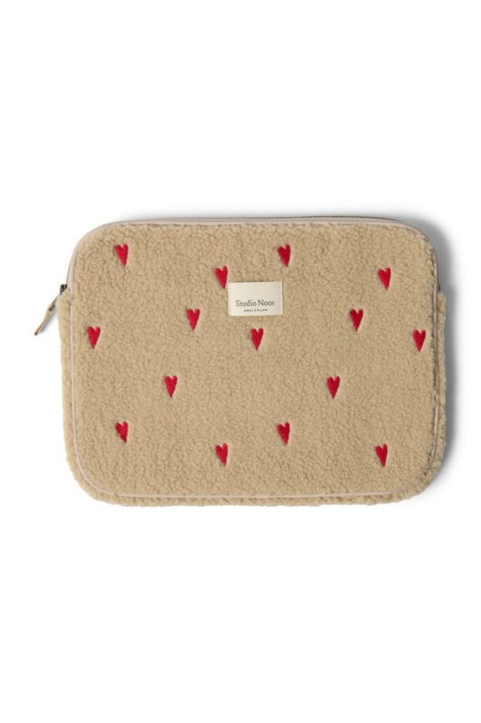 STUDIO NOOS Obal na notebook - Ecru Teddy Hearts Velikost: 13 palců
