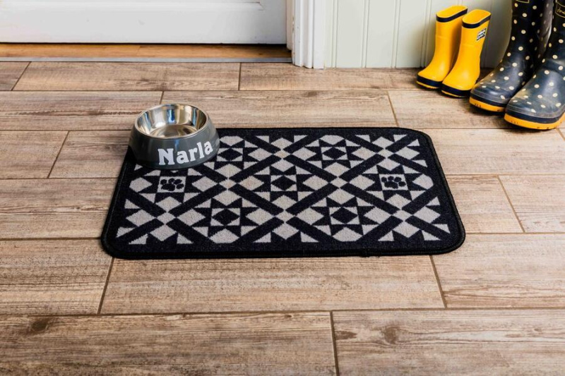 PET REBELLION Dinner Mate Victorian Tile Kobereček pod misku 40 x 60 cm