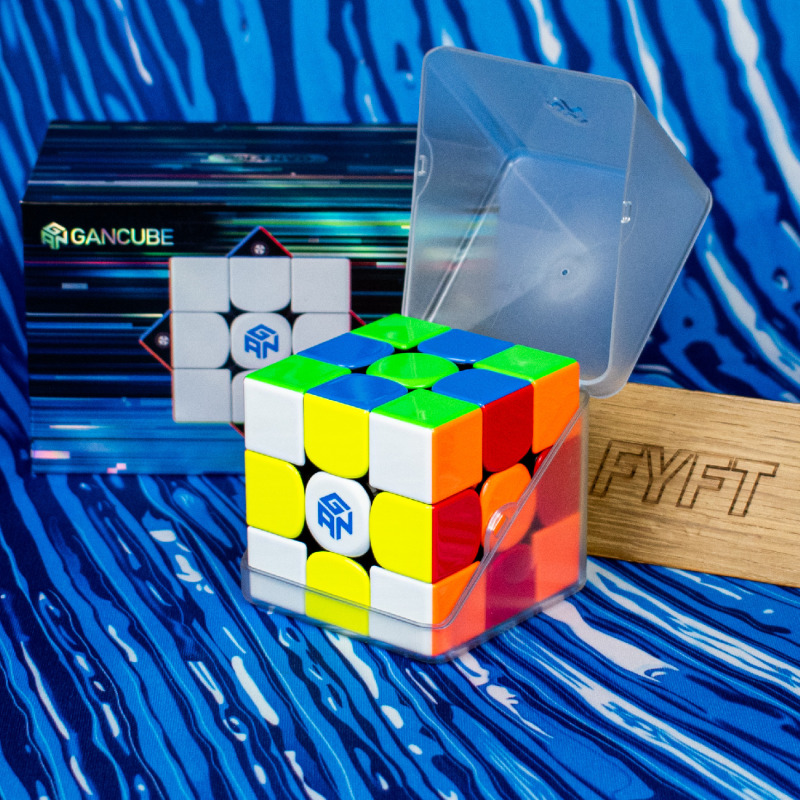 GAN V100 MagLev UV