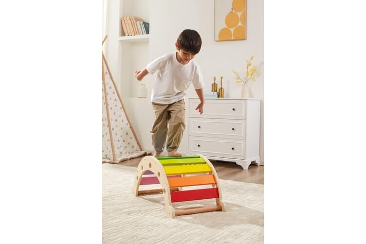 Viga dřevěný houpačkový most Montessori duhový