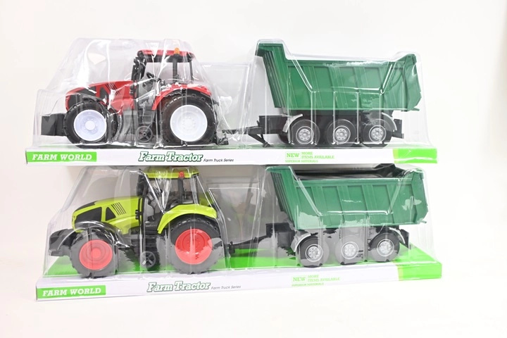Velký farmářský traktor s přívěsem