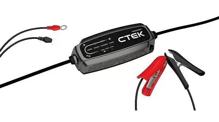 Nabíječka autobaterií CTEK CT5 Powersport EU / 220–240 V / LED / černá/červená Varianta: ivi1