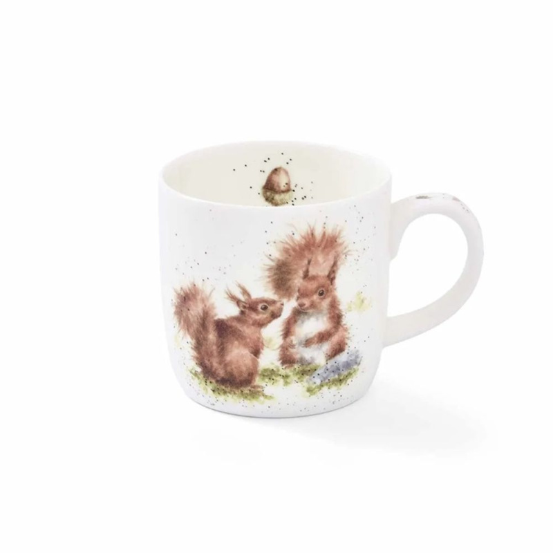 Royal Worcester Porcelánový hrnek Wrendale Designs "Between Friends", 0,31 l - Veverky