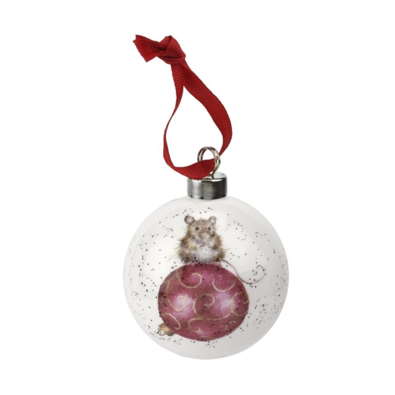 Royal Worcester Porcelánová vánoční ozdoba Wrendale Designs "Not A Creature Was Stirring", 6,5 cm - Myška
