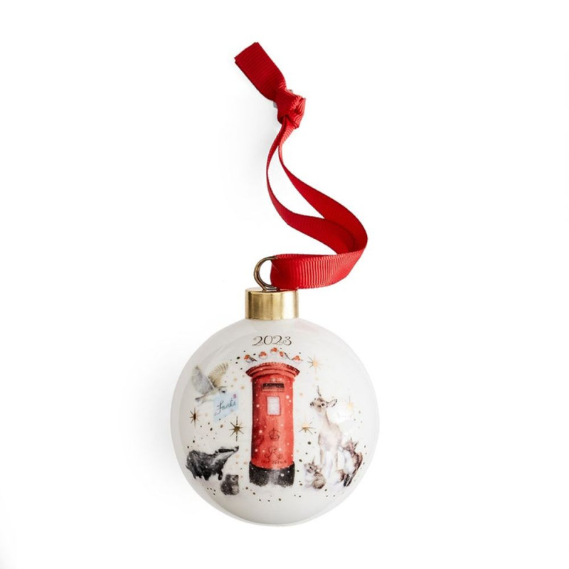 Royal Worcester Porcelánová vánoční ozdoba Wrendale Designs "The Christmas Post", 6,5 cm - Vánoční pošta