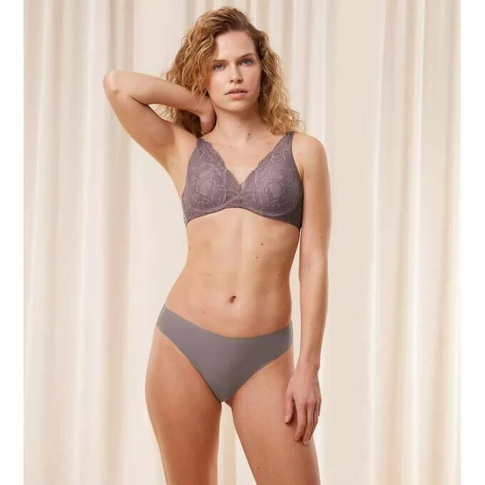 Dámské kalhotky Body Make-Up Illusion Lace Highleg Tai - Triumph naze béžová (00NZ) 0038